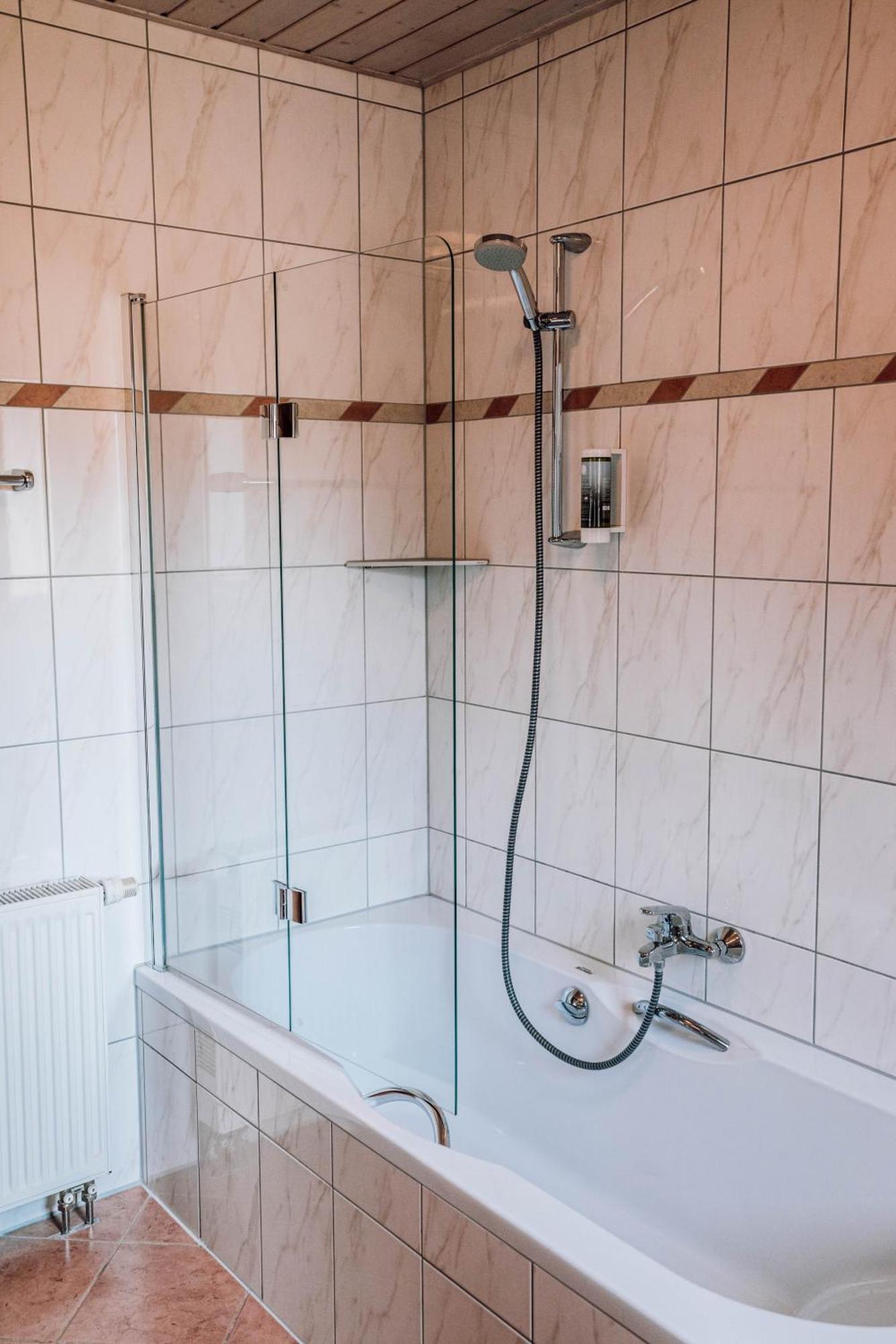 Hotel Schmidtburger Hof Weiler bei Monzingen Pokój zdjęcie